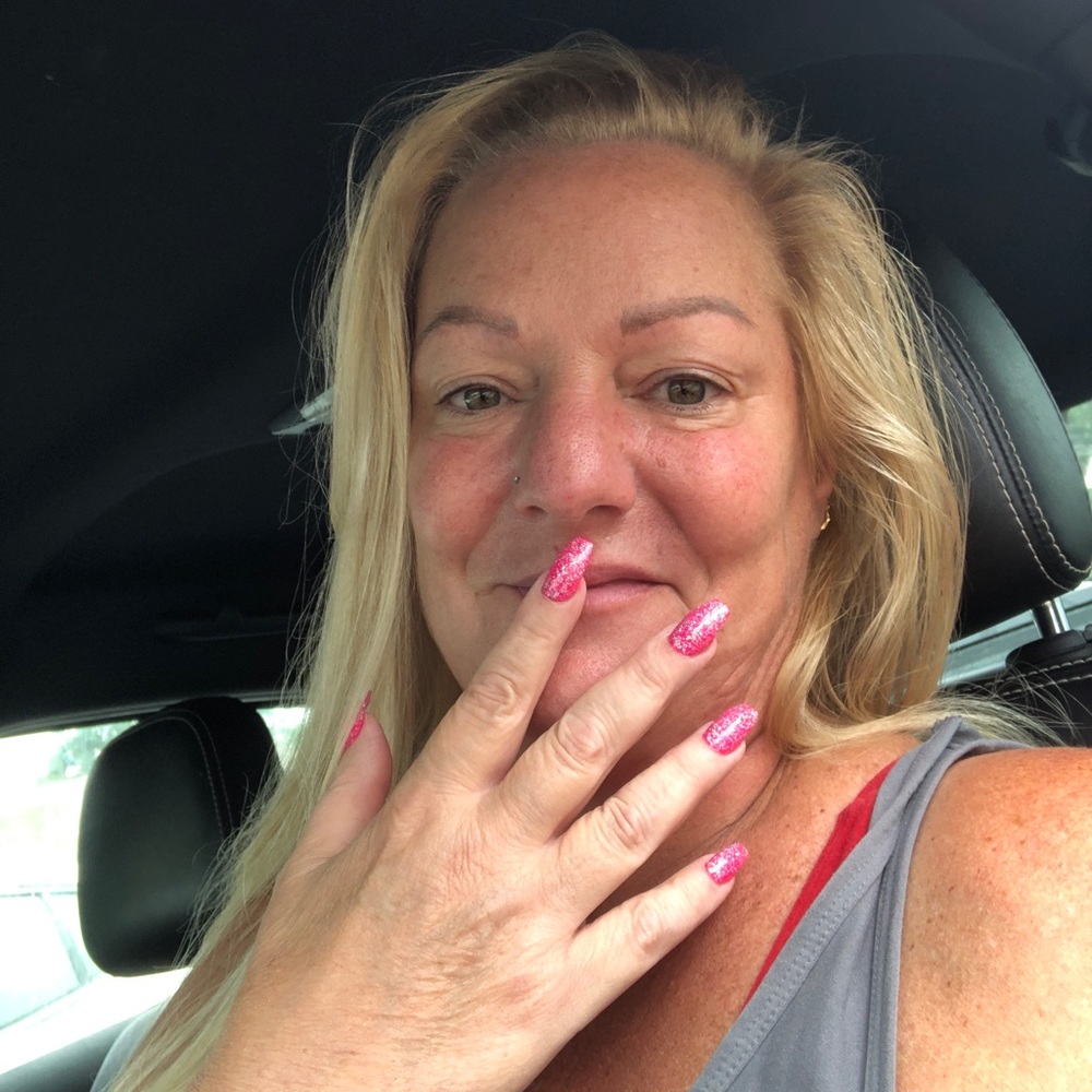 Meet your Posher, Brenda